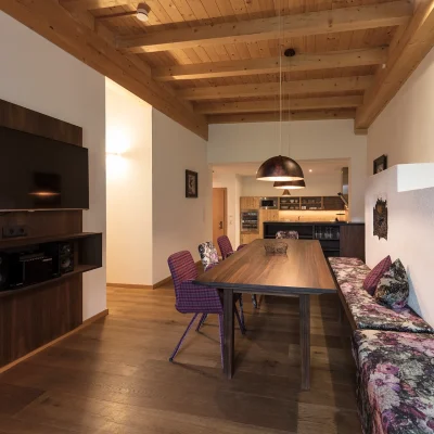 Apartment 7