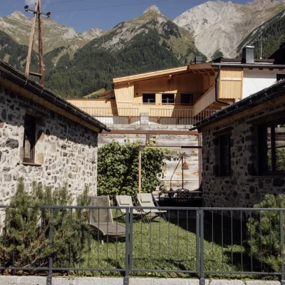Lodge(4)